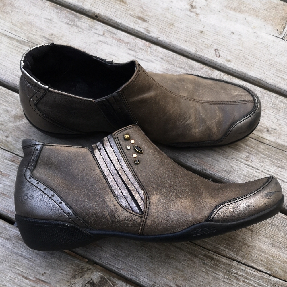 Taos 'High Jinx' leather ankle boots